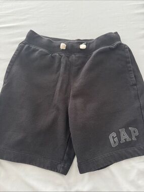 Black GAP kids Fleece Logo Drawstring Shorts. Used. Size M